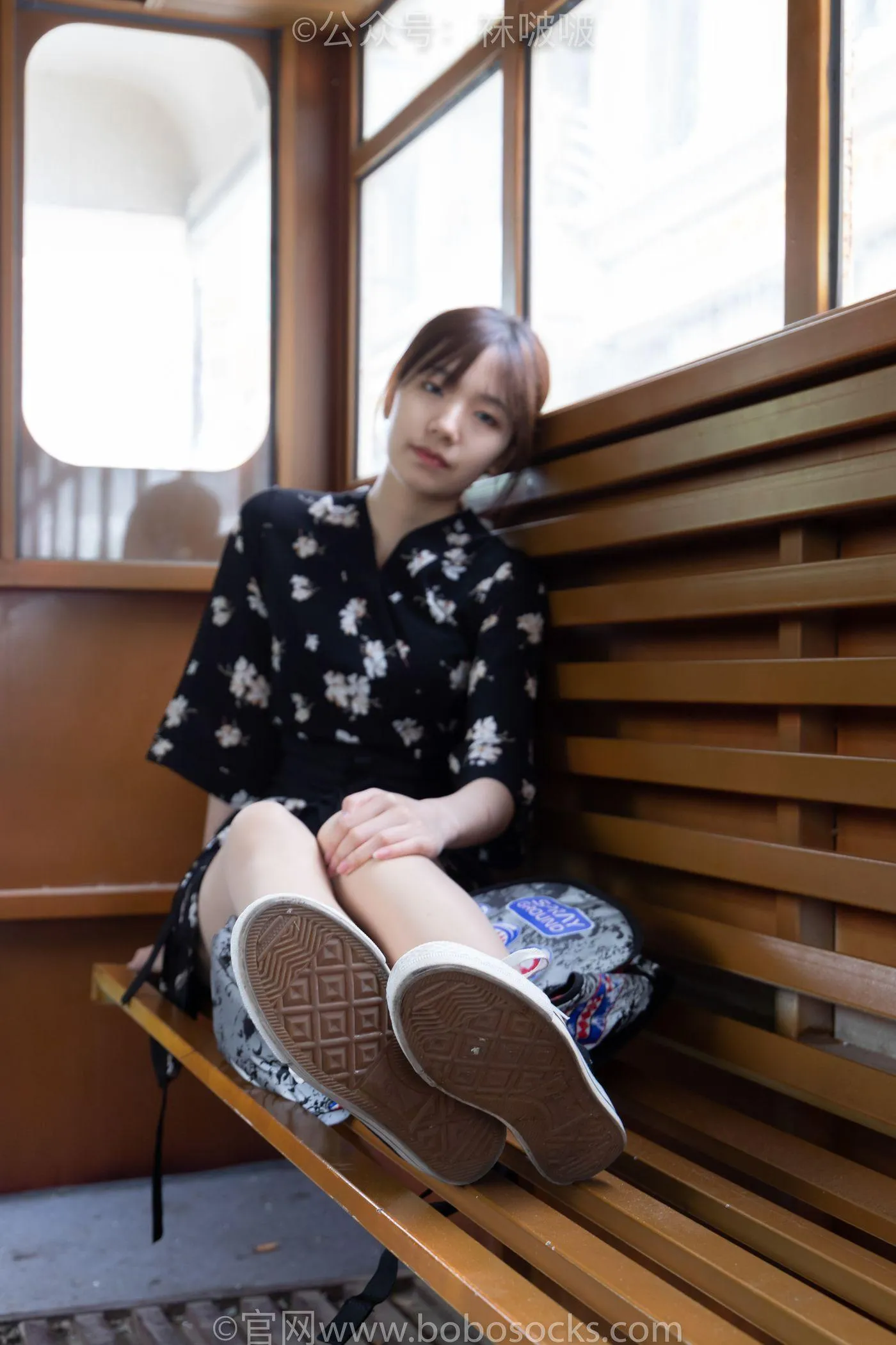 [BoBoSocks袜啵啵]NO.013 小甜豆-匡威帆布鞋、浅灰色短棉袜、肉丝 [132P]插图8
